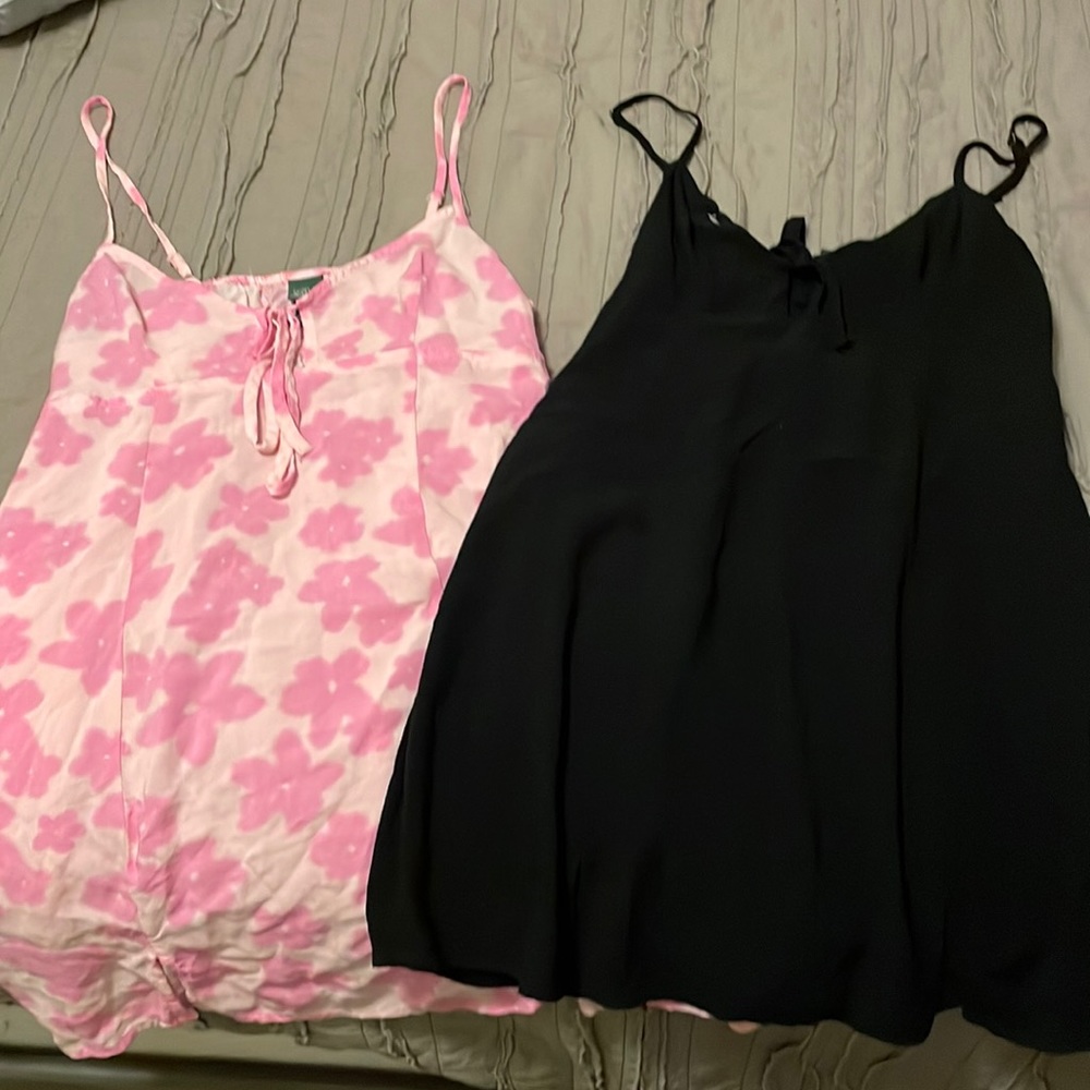Brand ( Wild fable) Size ( M) fits (s) Color ( black) ( Pink&white) flower print
